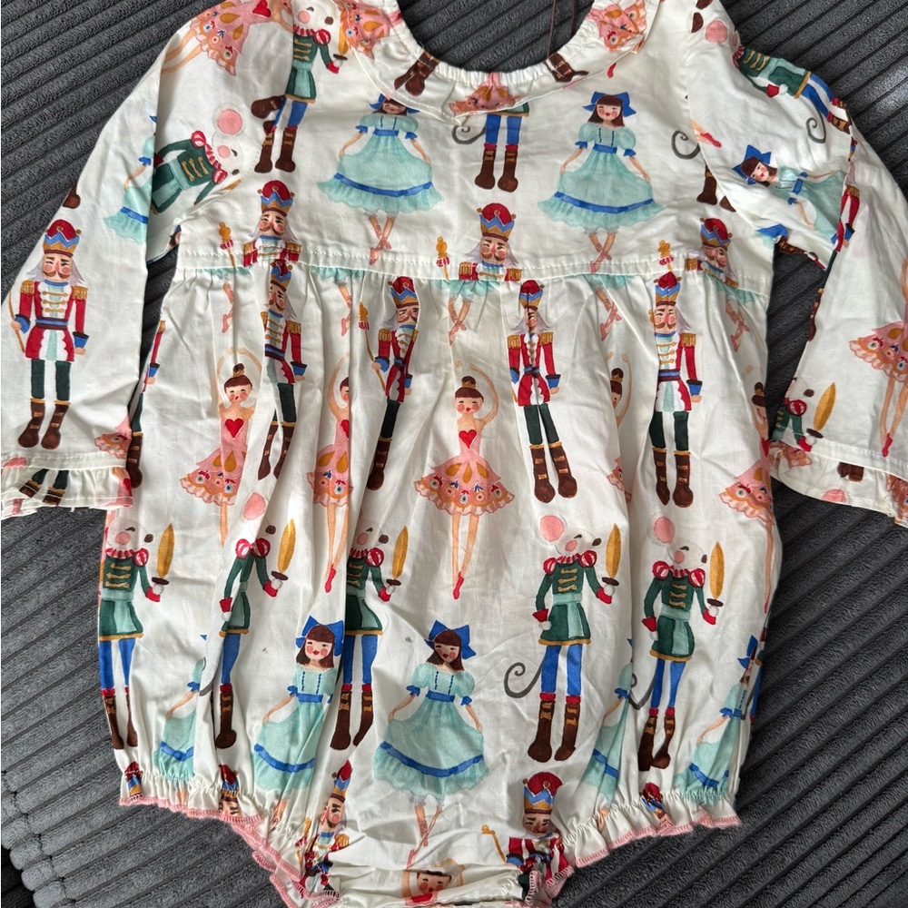 Pink Chicken Nutcracker Ballet Bubble